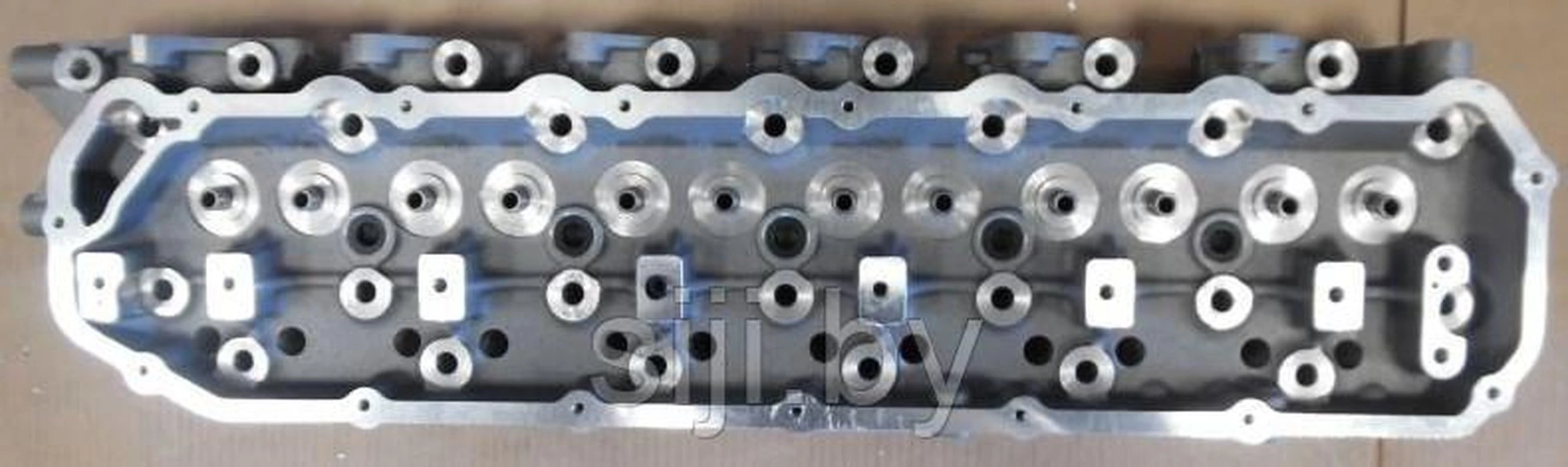 Головка блока цилиндров Nissan TB42