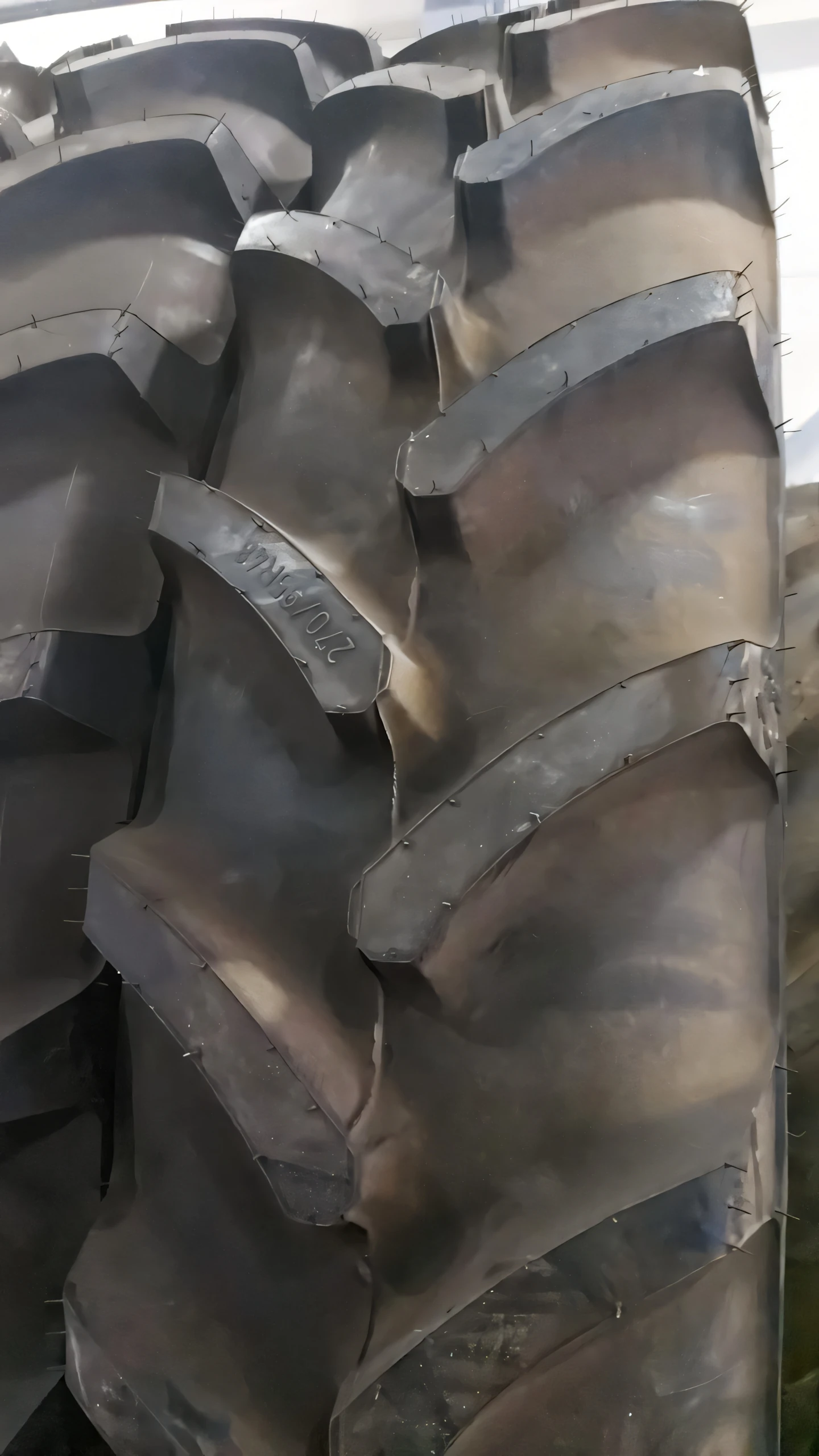 Шина пневматическая 270/95R48 CONTINENTAL AC90 144A8/131A8 **DA** TL (68X10.50-48)
