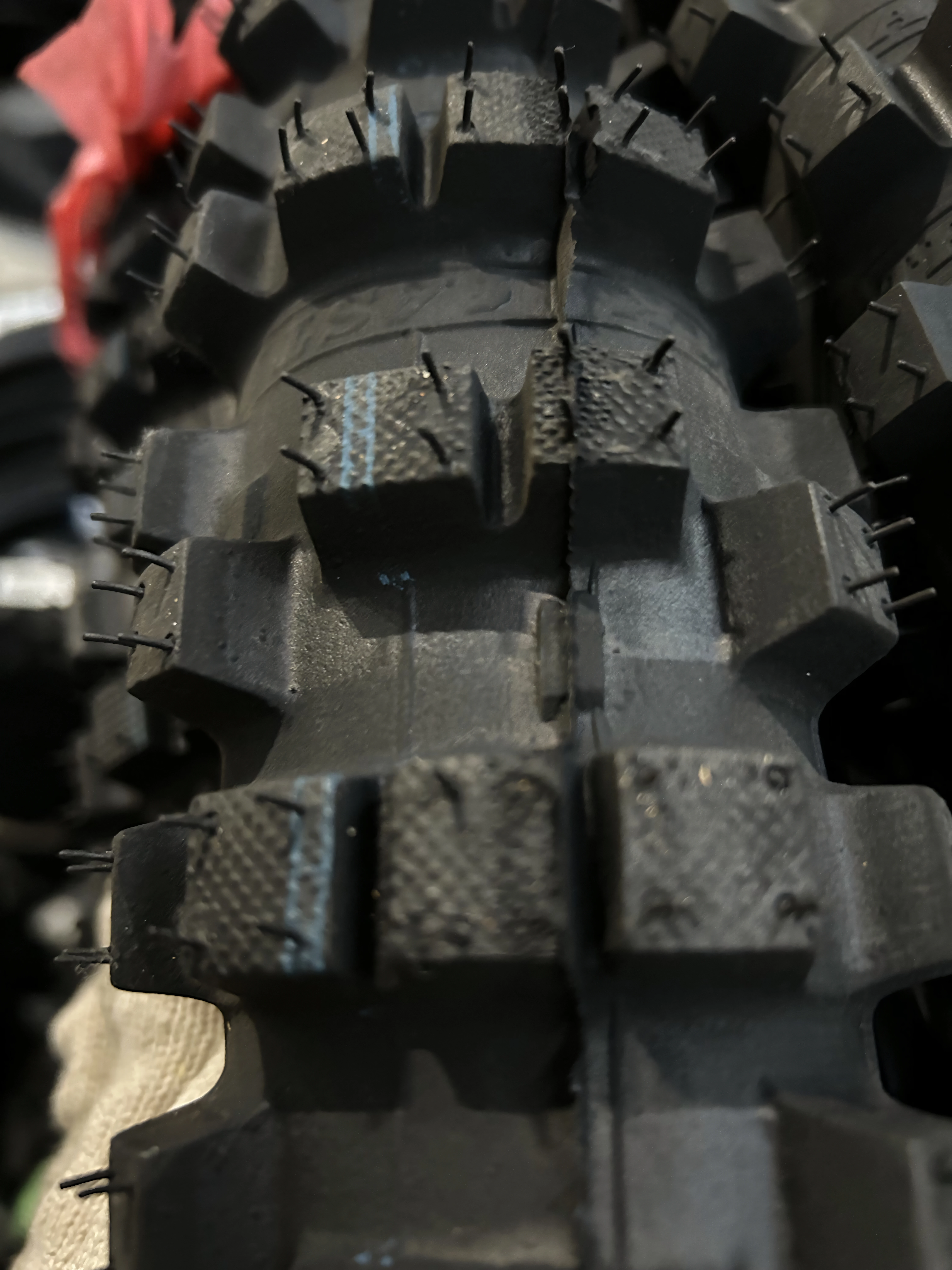 Шина пневматическая 80/100-21 (3.00/3.25-21) KENDA K760 TRAKMASTER 51M **DA** TT (64X25.00-21)